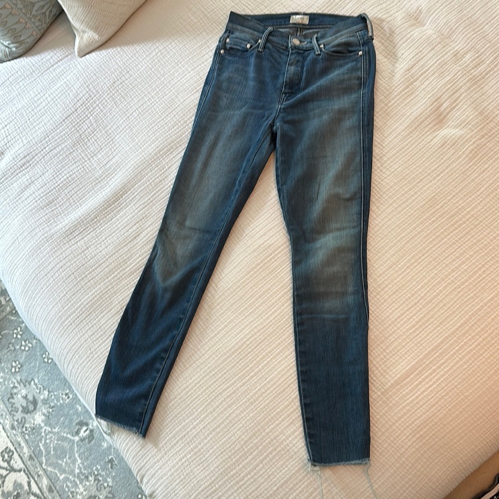 MOTHER Denim “The Vamp Frayed” size 23